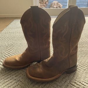Shyanne Kids Western Boots size 2